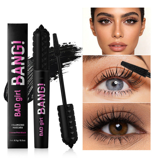 BAD girl BANG! Volumgivende mascara – Langvarig, vannfast, smussavvisende