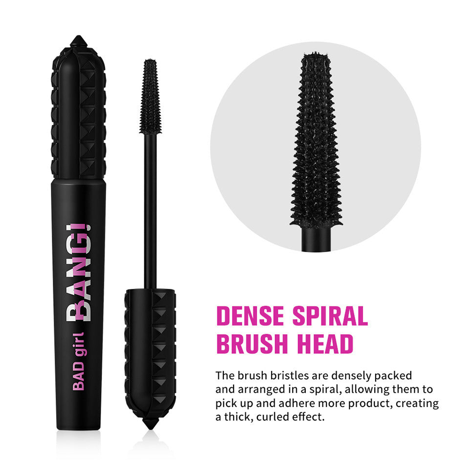 BAD girl BANG! Volumgivende mascara – Langvarig, vannfast, smussavvisende