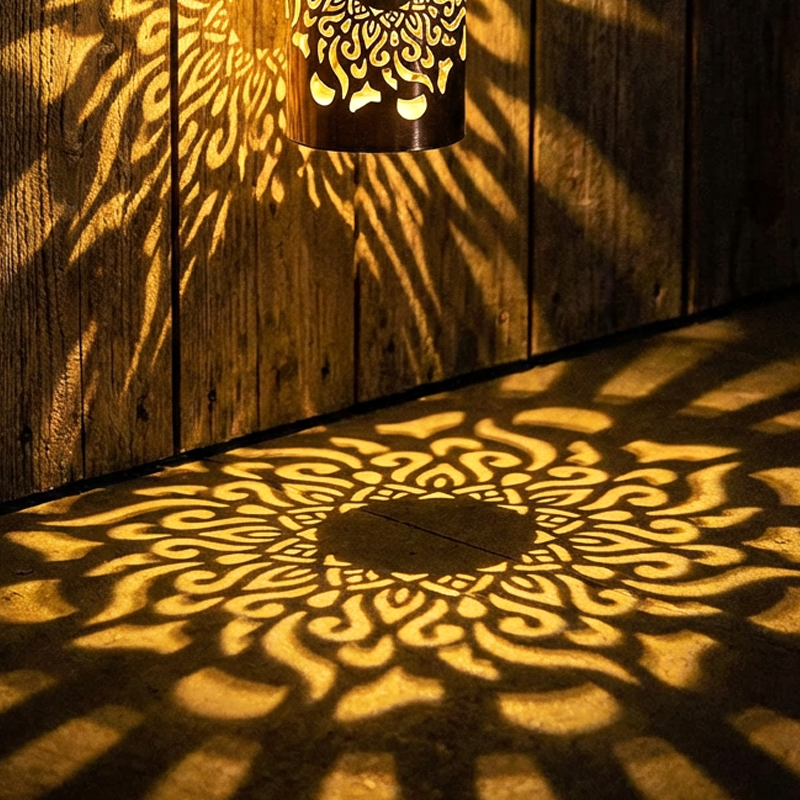☀️ Solcelledrevet mandala-lampe for hage og uteplass – 2-i-1 gulv- og vegglampe – Dekorativ belysning med vintage-effekt – Rustfri og holdbar